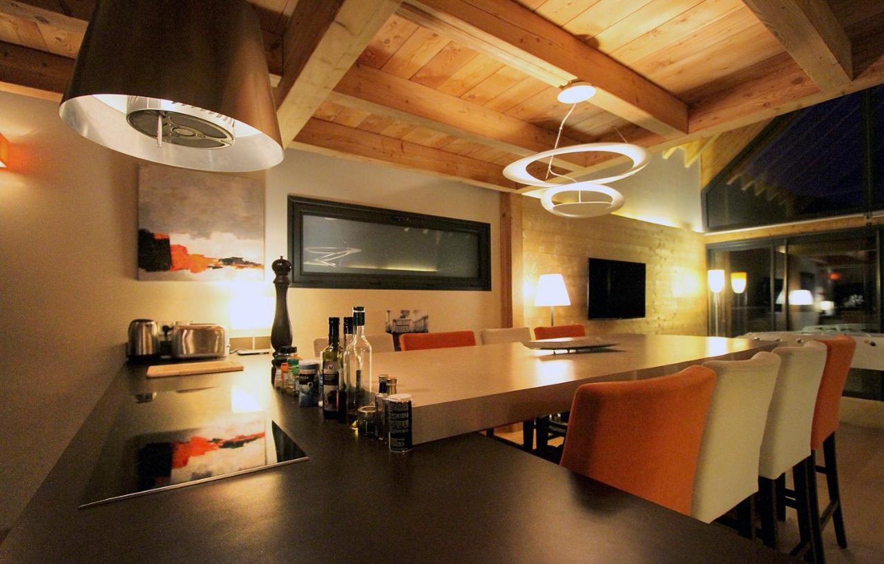 Chalet Sno Lodge เลส์เดอซาลป์ ภายนอก รูปภาพ